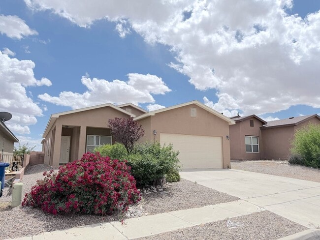 Photo - Beautiful 3 bed 2 bath in SW Albuquerque! Spacious layout. New Flooring! 2 Car Garage. Near 98th ...
