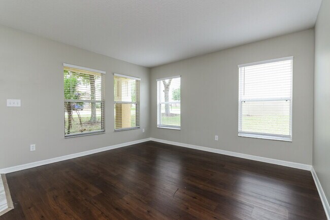 Photo - 4481 Barbados Loop