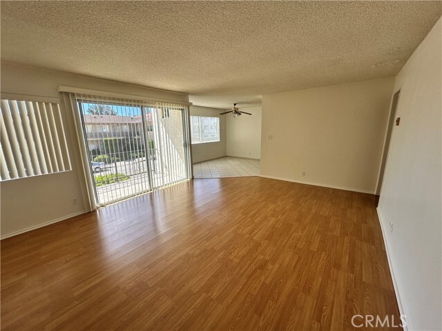 Photo - 1304 W 9th St Unit 2