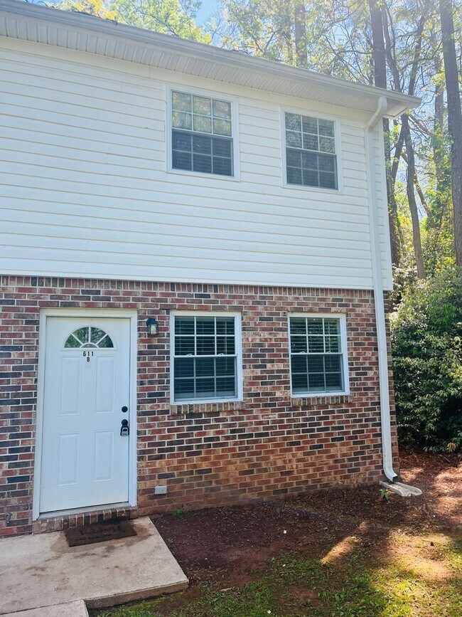 Photo - 611 Elm St Unidad 611 Elm Str B