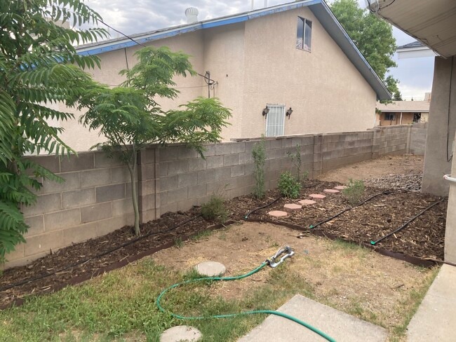 Photo - 11640 Mocho Pl NE