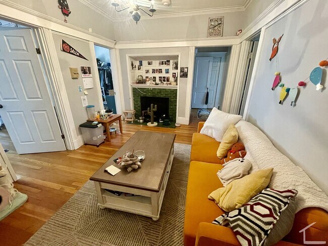 Photo - Fantastic, Spacious 3-bed /1-bath in Allston