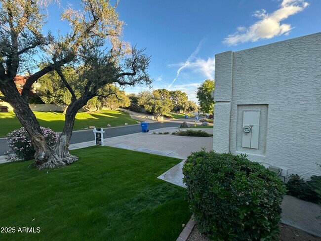 Photo - 5736 N 25th St