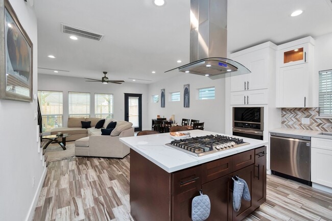 Photo - 4209 New Orleans St