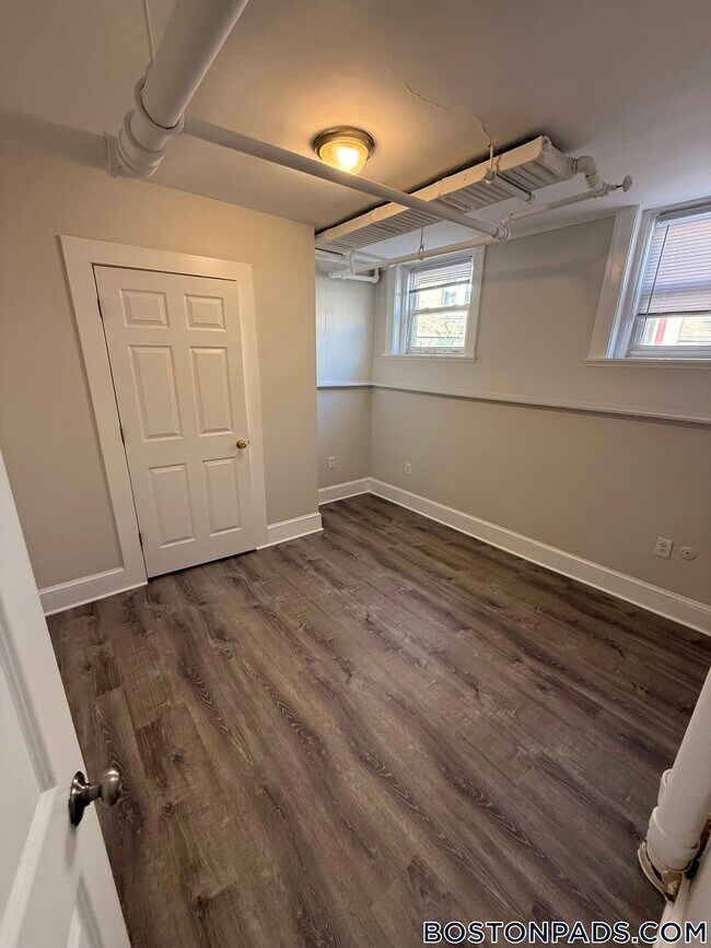 Photo - 241 Freeman St Unit B