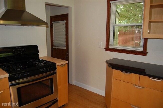 Photo - 1307 Gardner Ave