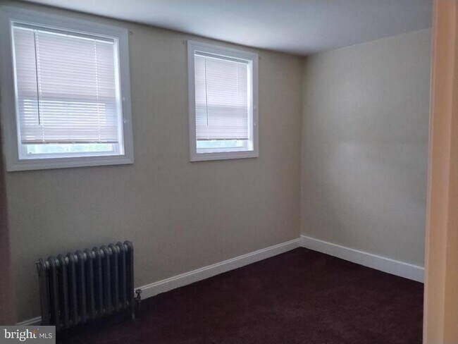 Photo - 1133 Sterling Ave