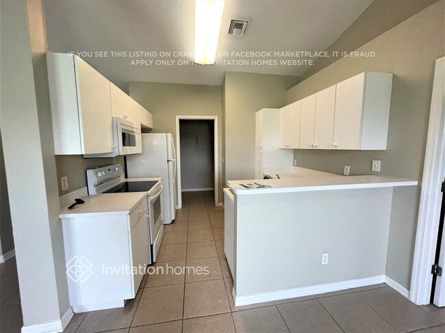 Photo - 813 SW 10th Pl