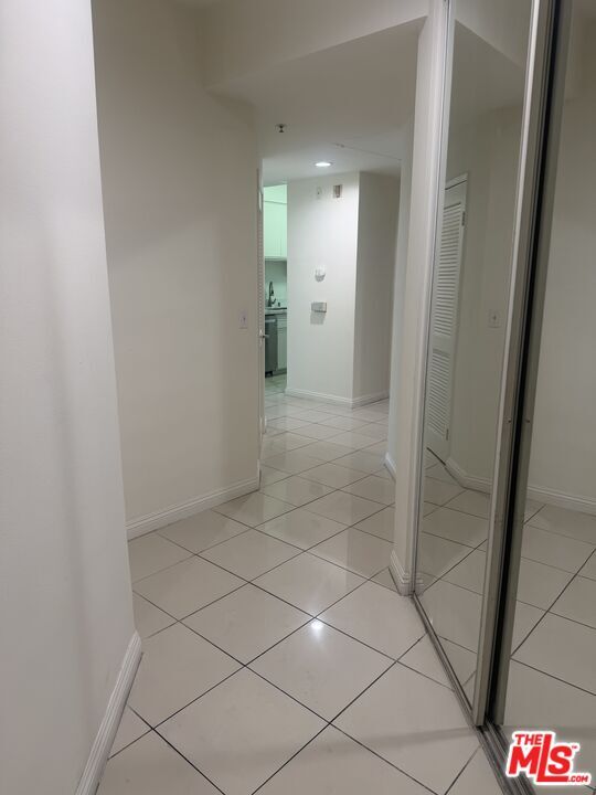 Photo - 500 S Berendo St Unit 210