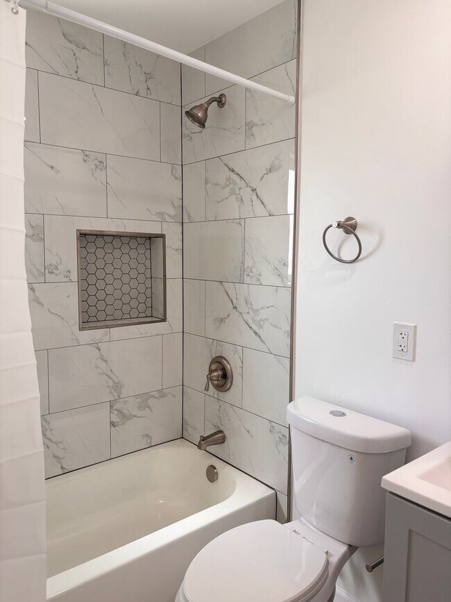 Photo - 2 bedrooms 2 baths home FOR RENT