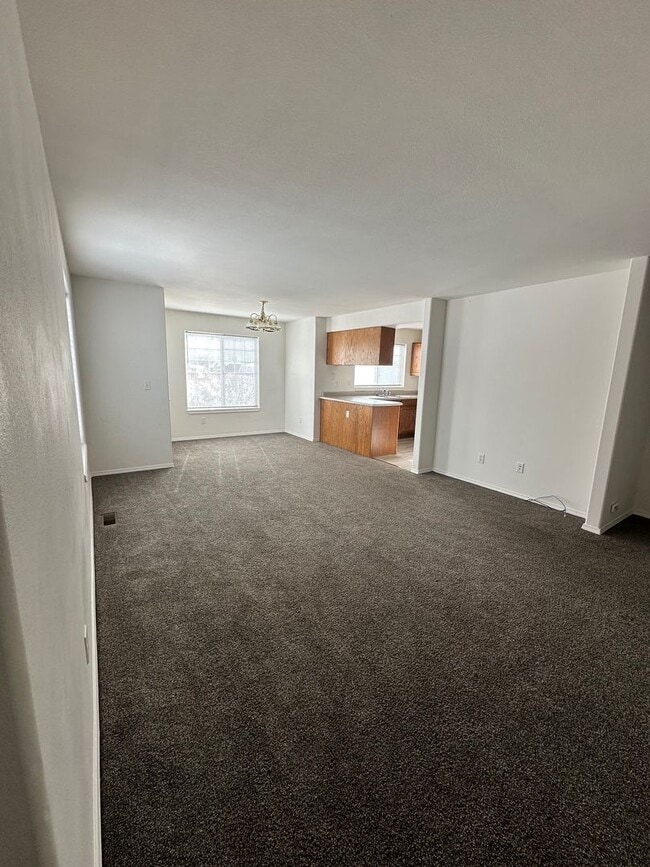 Photo - Lovely 3 Bedroom Apartment- Close to Schools/Parks! Unit B