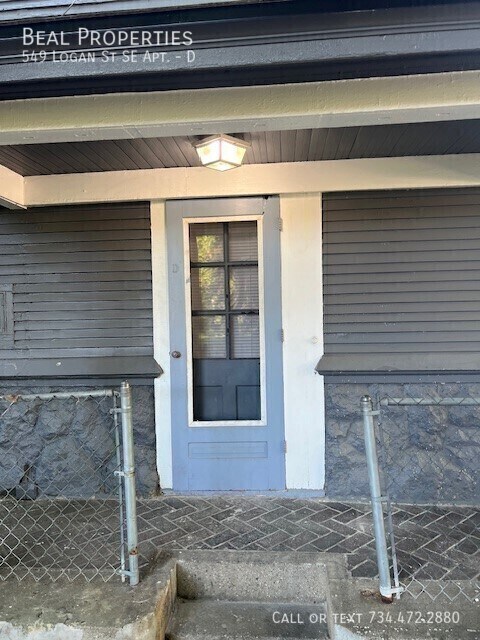 Photo - 549 Logan St SE Unit D