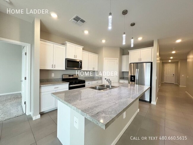 Photo - 41645 W Driftwood Ln