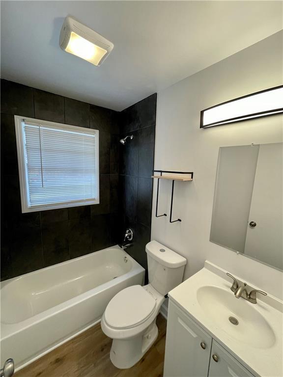 Photo - 2908 Skyland Dr NE