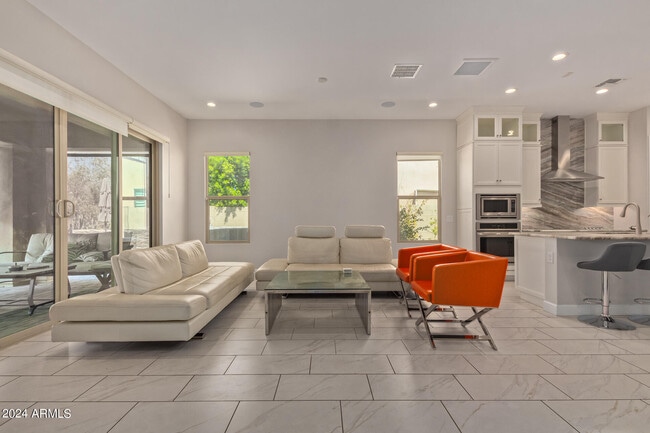 Photo - 18030 N 66th Pl