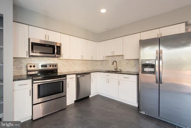 Building Photo - 1009 Dartmouth Glen Way Rental