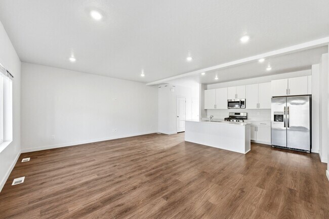 2256 Canal Vw Ln