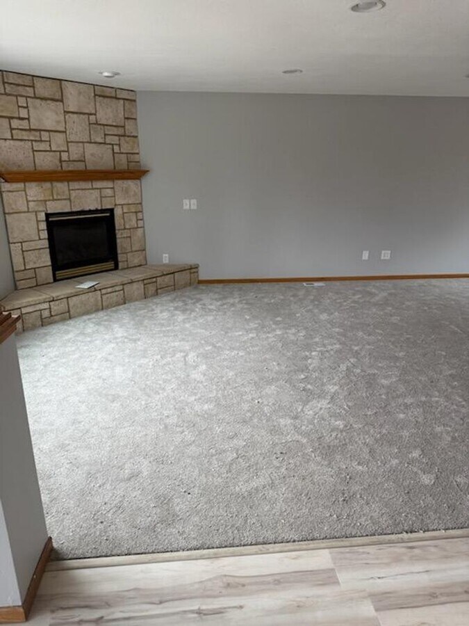 Photo - 14100 296th Cir NW