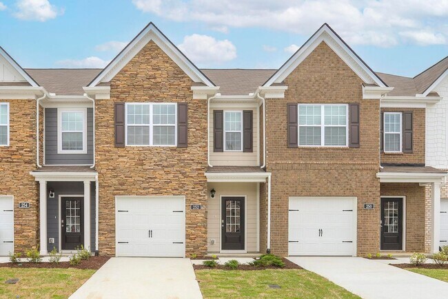 250 Hazel Ln