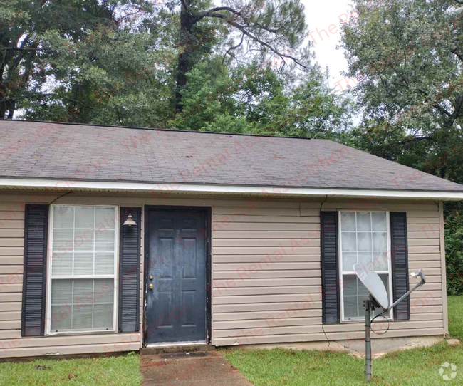 Building Photo - 620 N Farmerville St Rental