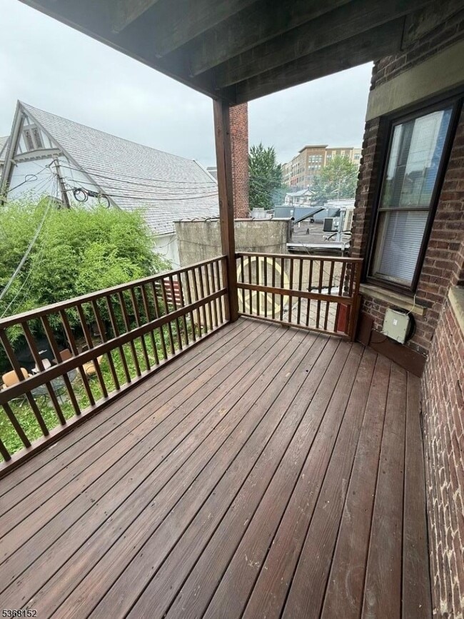 Photo - 570 Bloomfield Ave Unit 3