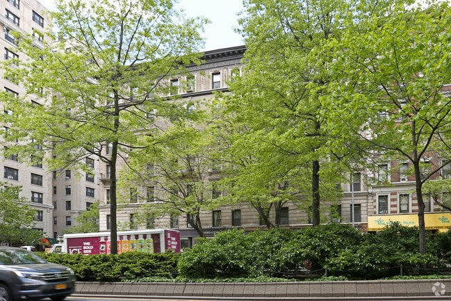 Photo - 2601-2607 Broadway