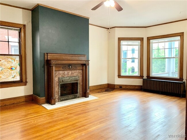 Photo - 242 Bryant St