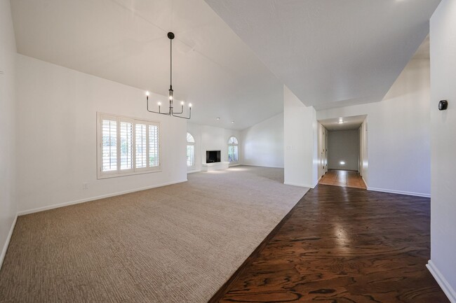 Photo - Scottsdale Country Club Living!