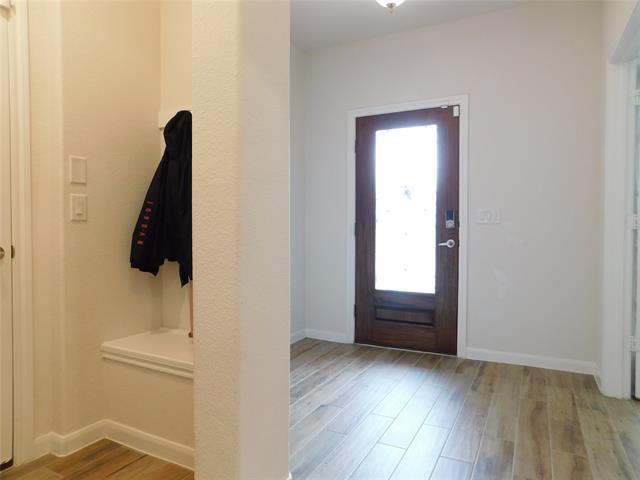 Photo - 1111 Saddle Ridge Dr