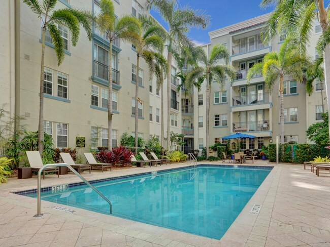 Photo - 533 NE 3rd Ave Unidad 126 Rental