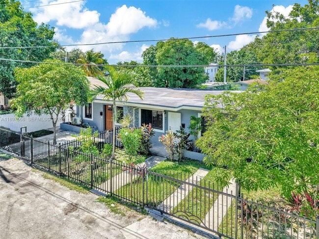 Photo - 6432 NE 1st Ct Unidad 6432