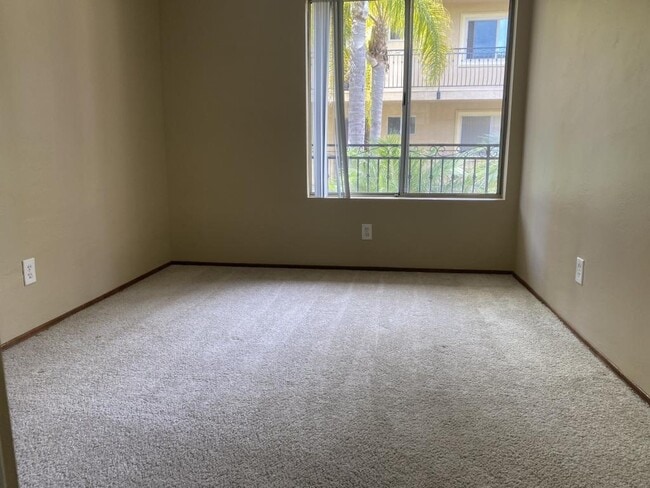 Photo - 7555 Linda Vista Rd