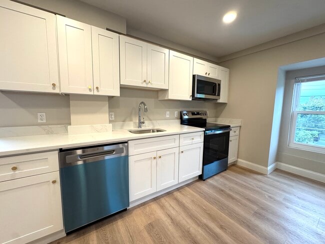 Photo - 74 Washington St Unit 72-8