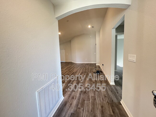 Photo - 1002 Corso Dr