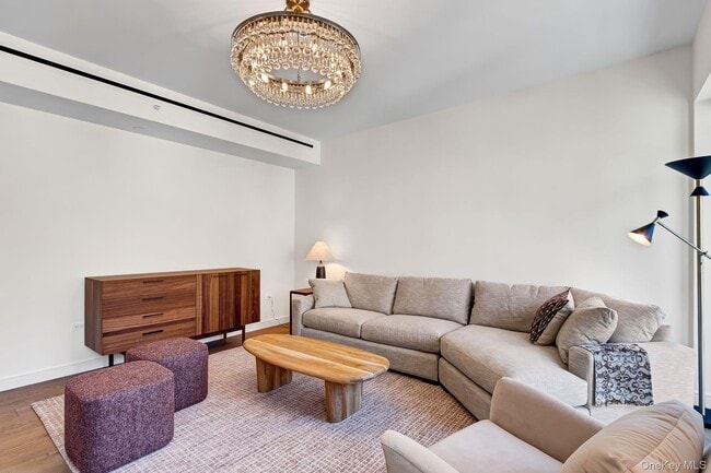 Photo - 200 E 21st St Unit 8A