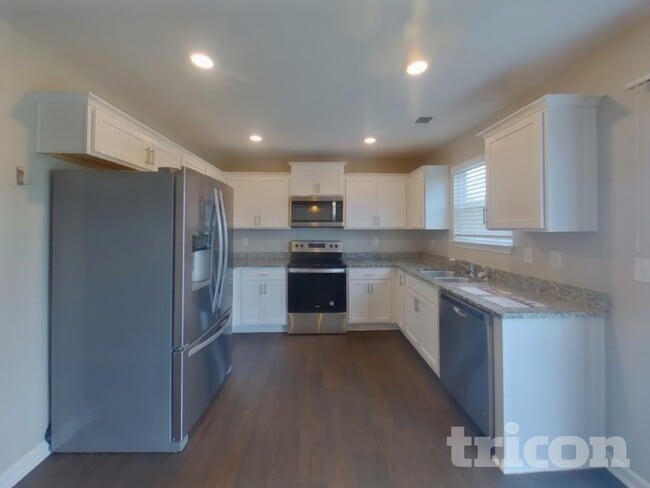 Photo - 283 Millen Dr