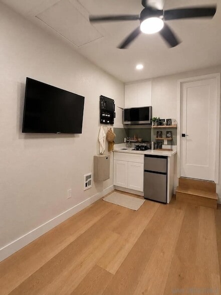 Building Photo - 2966 Hires Way Unit 102