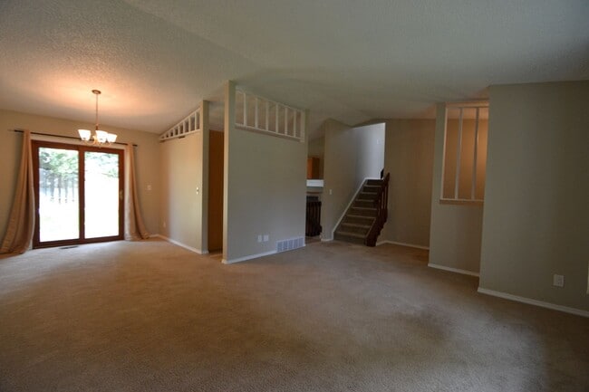 5080 Harvest Rd