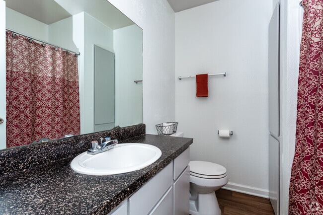 1BR,1BA-719SF - Riverdale