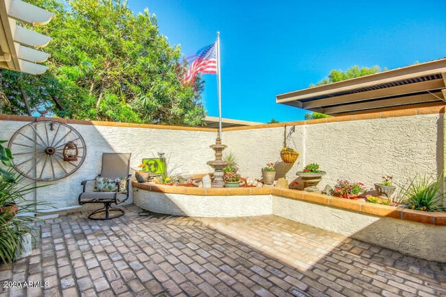 Photo - 5950 N 83rd St