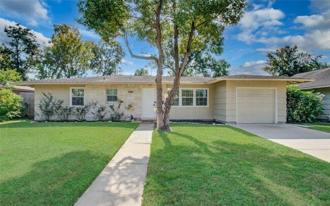 Building Photo - 5329 Pagewood Ln