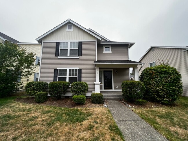 DuPont 2365 SF 3 bedroom plus loft home. - DuPont 2365 SF 3 bedroom plus loft home.