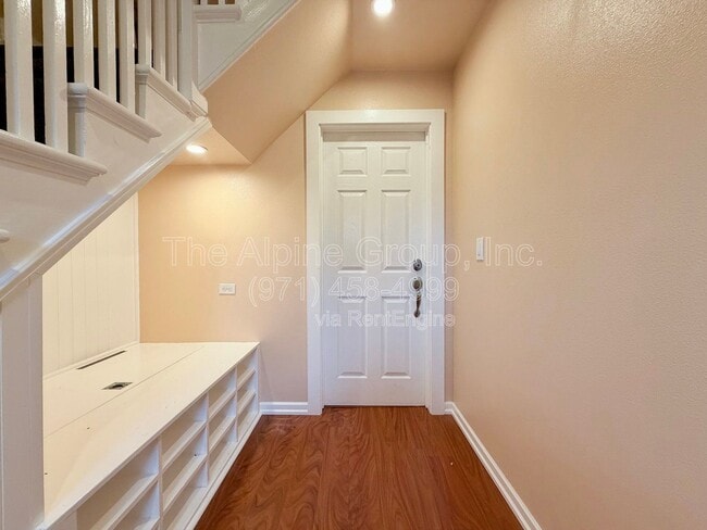 Photo - 3720 SE 14th Ave Unit B