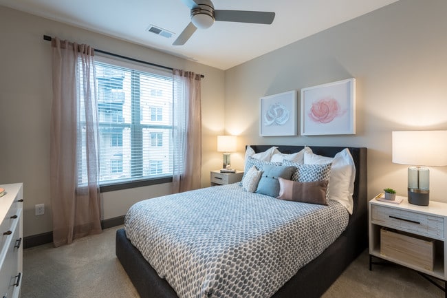 Sojourn Glenwood Place