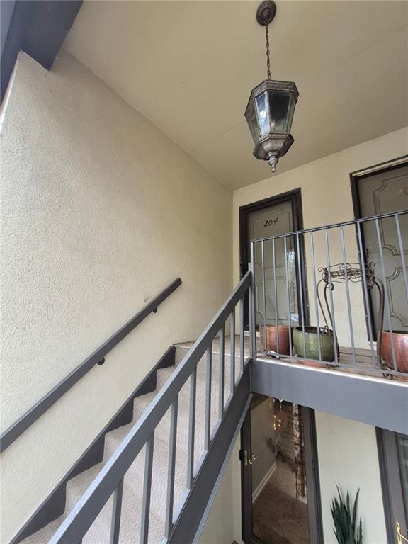 Photo - 204 Triumph Dr NW