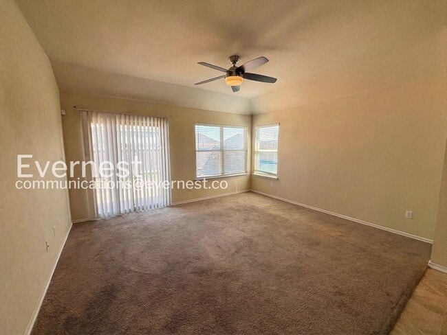 Photo - 12904 Tinker St