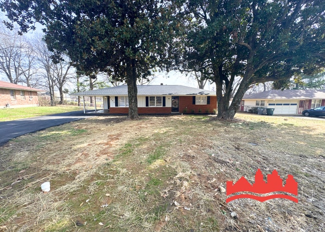 Photo - 4760 Woodridge Dr