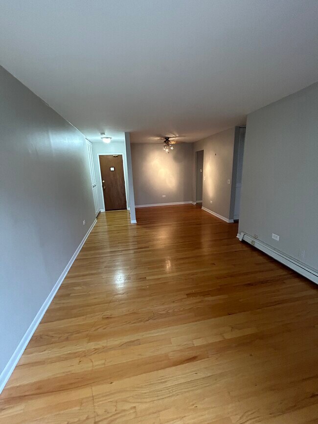 Photo - 205 W Miner St Unit 403