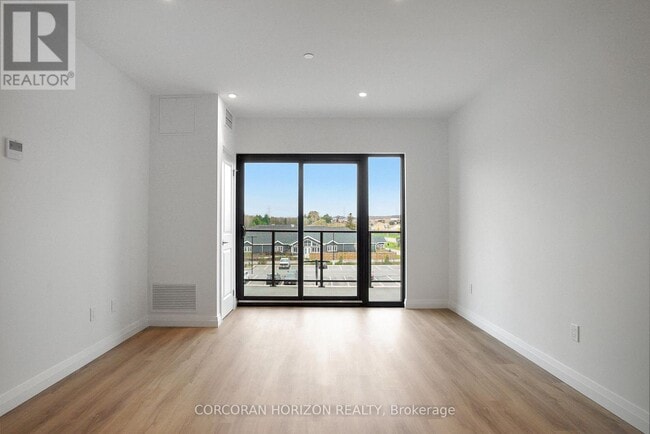 Photo - 525 New Dundee Rd Unité 316