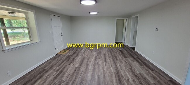 Photo - 3 BD, 1 1/2 BA home in Lonoke